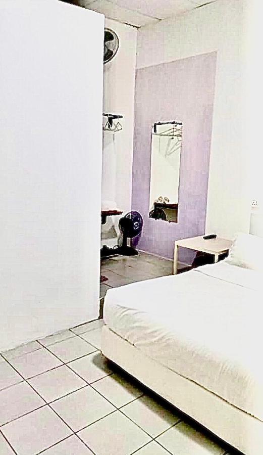 Ozzy Lodge Semporna Zewnętrze zdjęcie